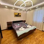 Modern Oasis On The Sea Garden - 2 Bedroom Varna