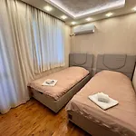 Modern Oasis On The Sea Garden - 2 Bedroom Apartmán Varna