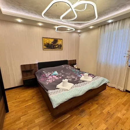 Modern Oasis On The Sea Garden - 2 Bedroom Varna
