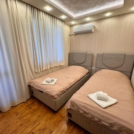 Modern Oasis On The Sea Garden - 2 Bedroom Lejlighed Varna